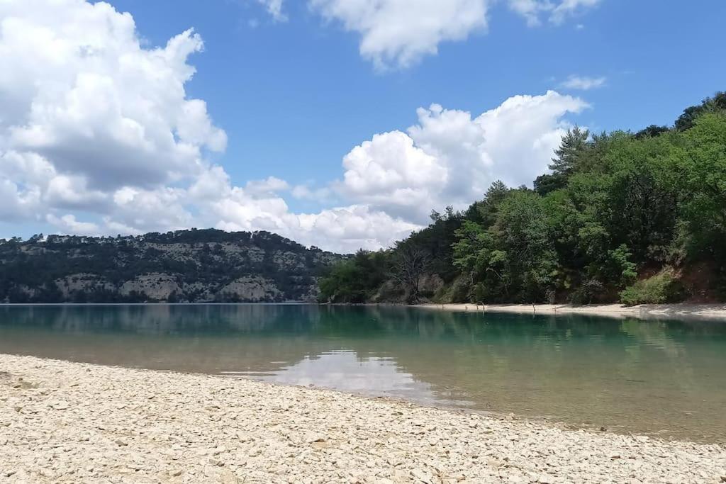 House Of Magic Lake グレウー・レ・バン エクステリア 写真